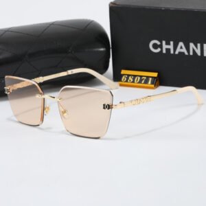 Sunglasses glasses Chanel 68071