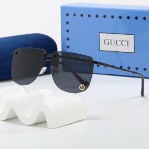 Sunglasses Gucci 8017