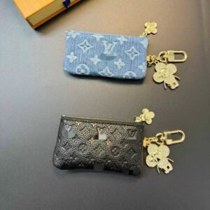 Lulu pounch coinbag charm