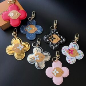 lulu  Vivien  charm