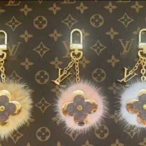 lulu pongpong charm