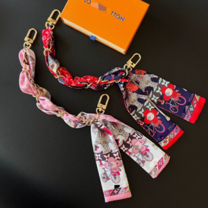 Lulu  vivien twilly bag charm