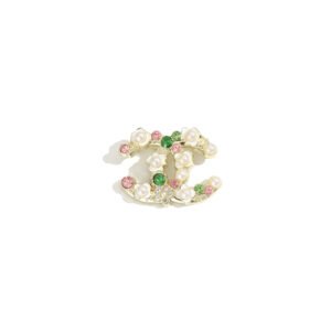 Cc-brooch-03
