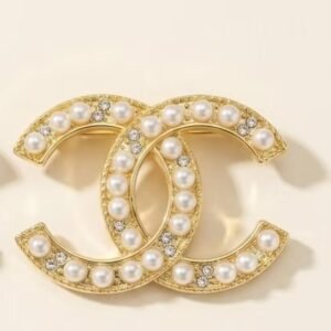 Cc-brooch-09