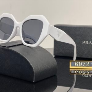 sunglasses  6072