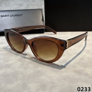 sunglasses  0233