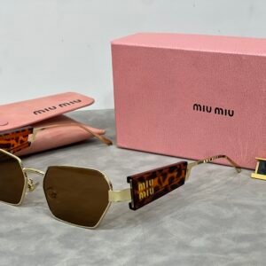 sunglasses 8026