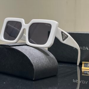 sunglasses  8681