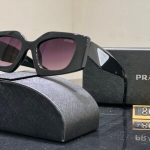 sunglasses  8680